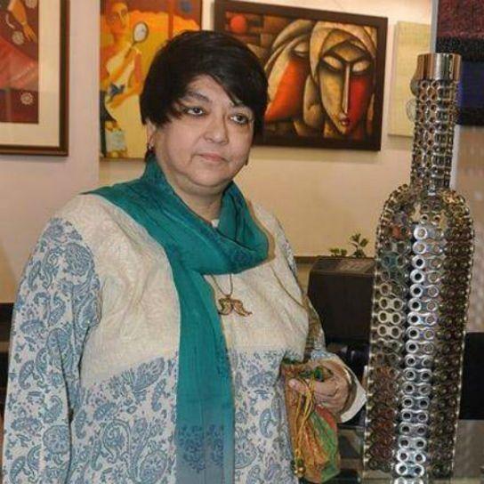 Rudaali director Kalpana Lajmi admitted to ICU due to cancer.