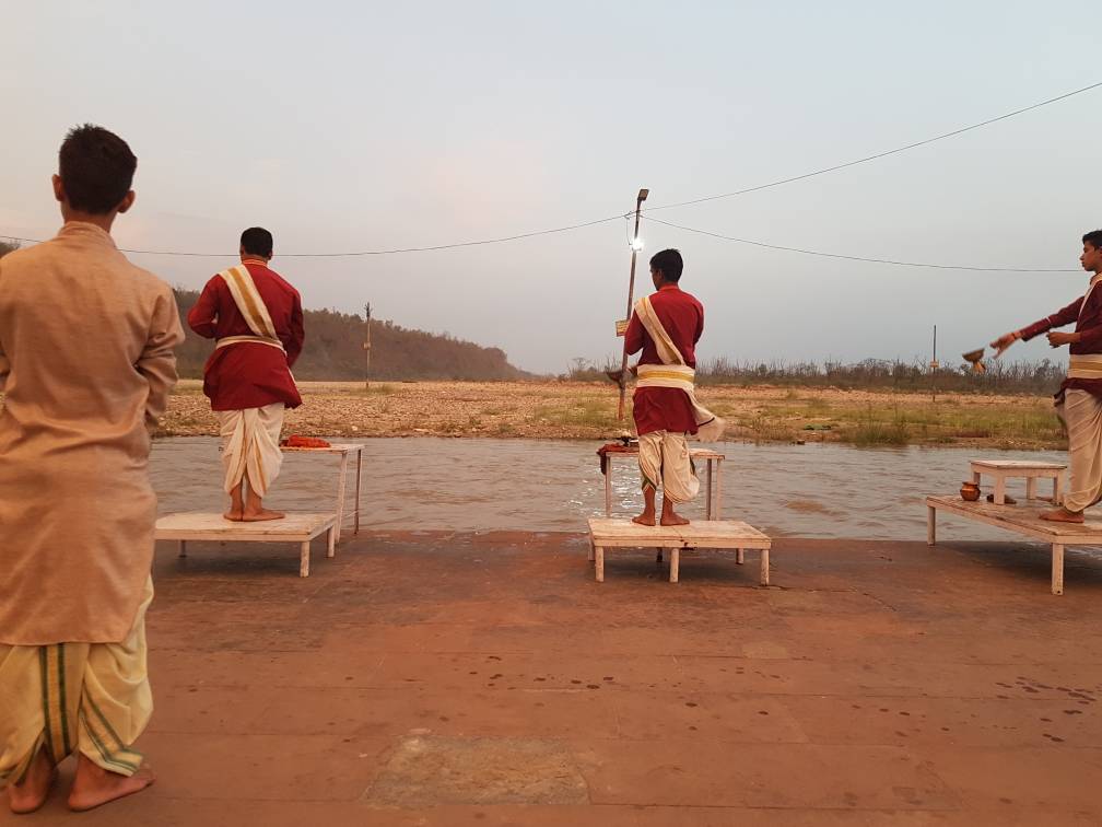 Arti at triveni ghat 