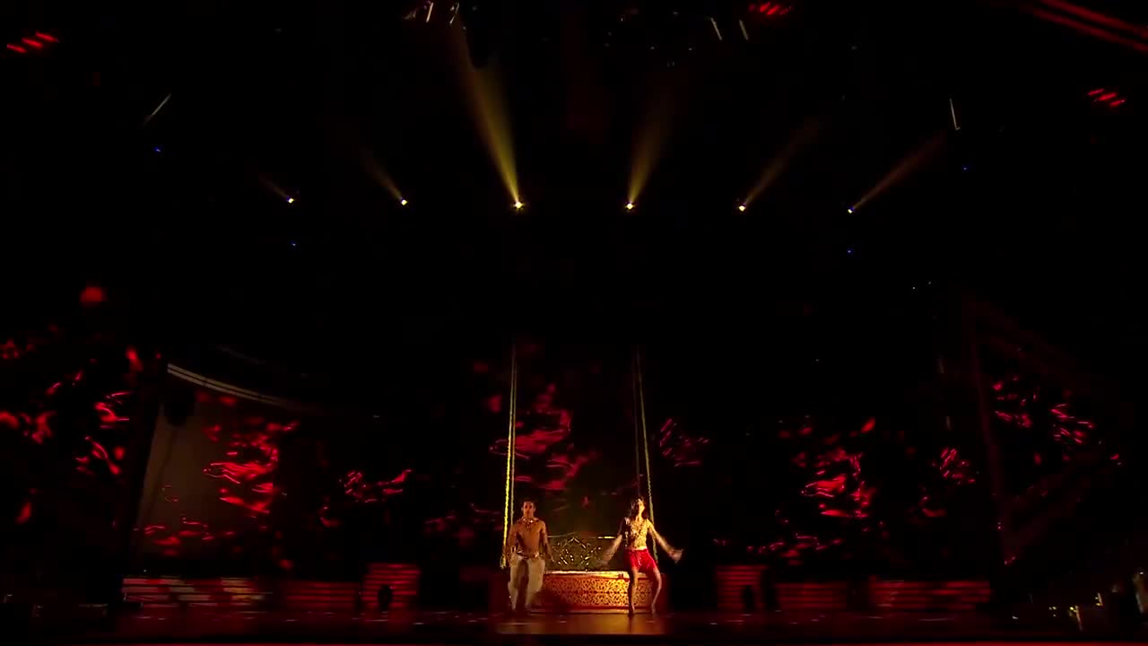 Energetic dance performane