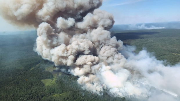Fire crews continue battling dozens of fires in northeastern Ontario